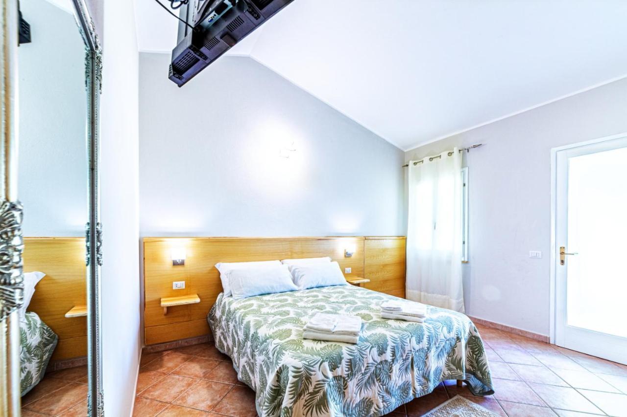 Agriturismo Is Cortillaris Кабрас Екстер'єр фото